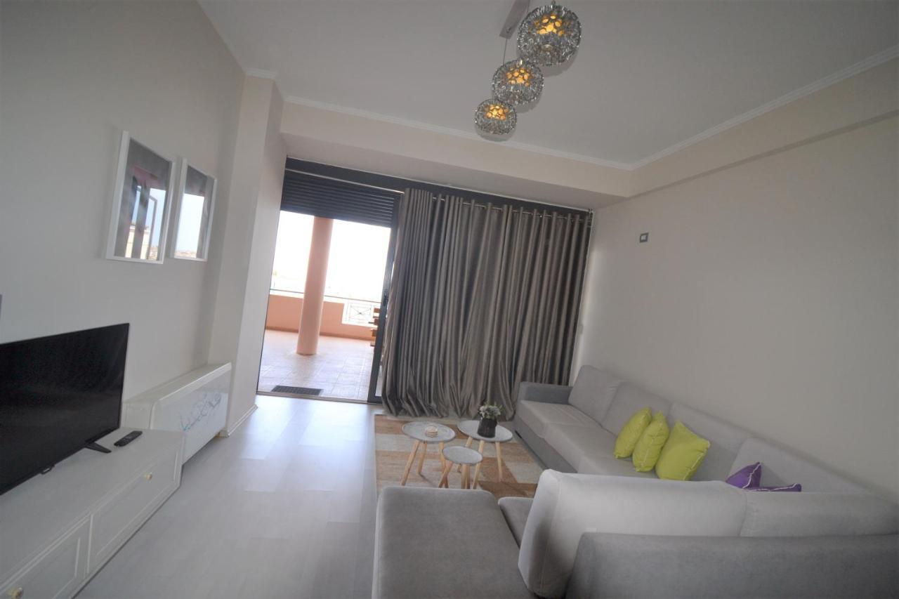 Luxury Penthouse B&E Apartment Sarande Bagian luar foto