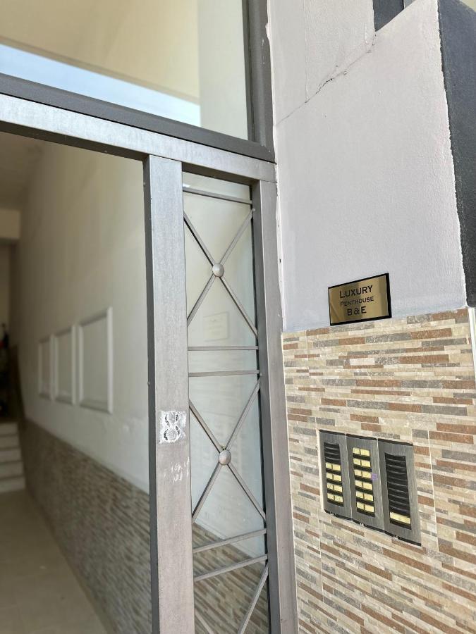 Luxury Penthouse B&E Apartment Sarande Bagian luar foto