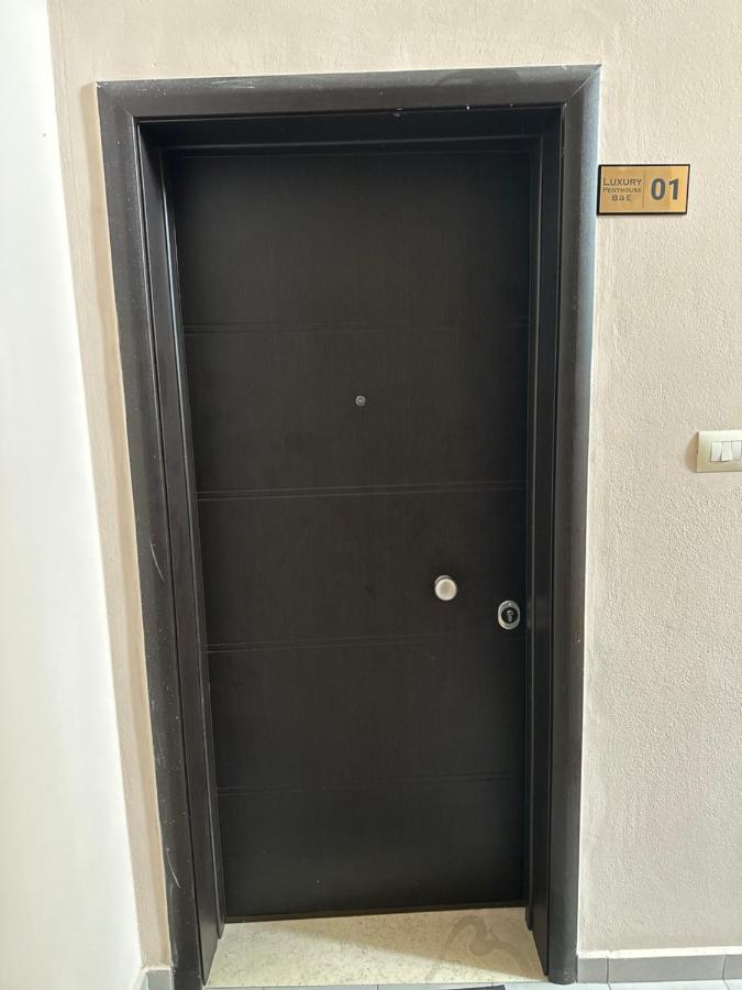 Luxury Penthouse B&E Apartment Sarande Bagian luar foto